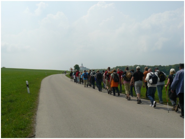 584x433 pixels (66K)